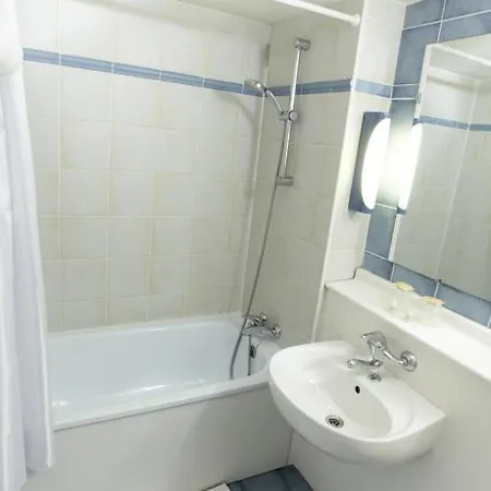 Brit Confort Ampaline Perigueux Est 3* 불라잭