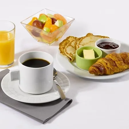 Brit Confort Ampaline Perigueux Est 3* 불라잭