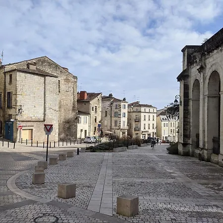 Szálloda Brit Confort Ampaline Perigueux Est 3*