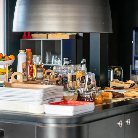 Brit Confort Ampaline Perigueux Est 3*