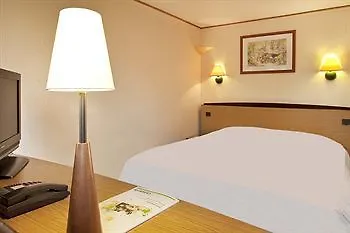 Brit Confort Ampaline Périgueux Est Hotel 3*